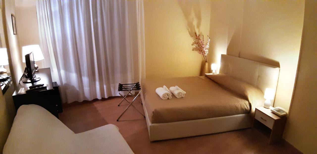 Hotel Provenza Ventimiglia Exterior photo